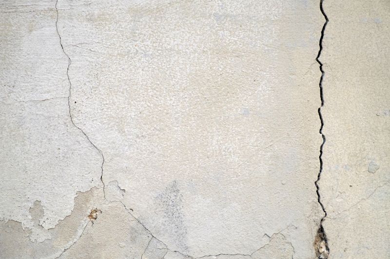 Structural Crack Repair in Tampa, FL